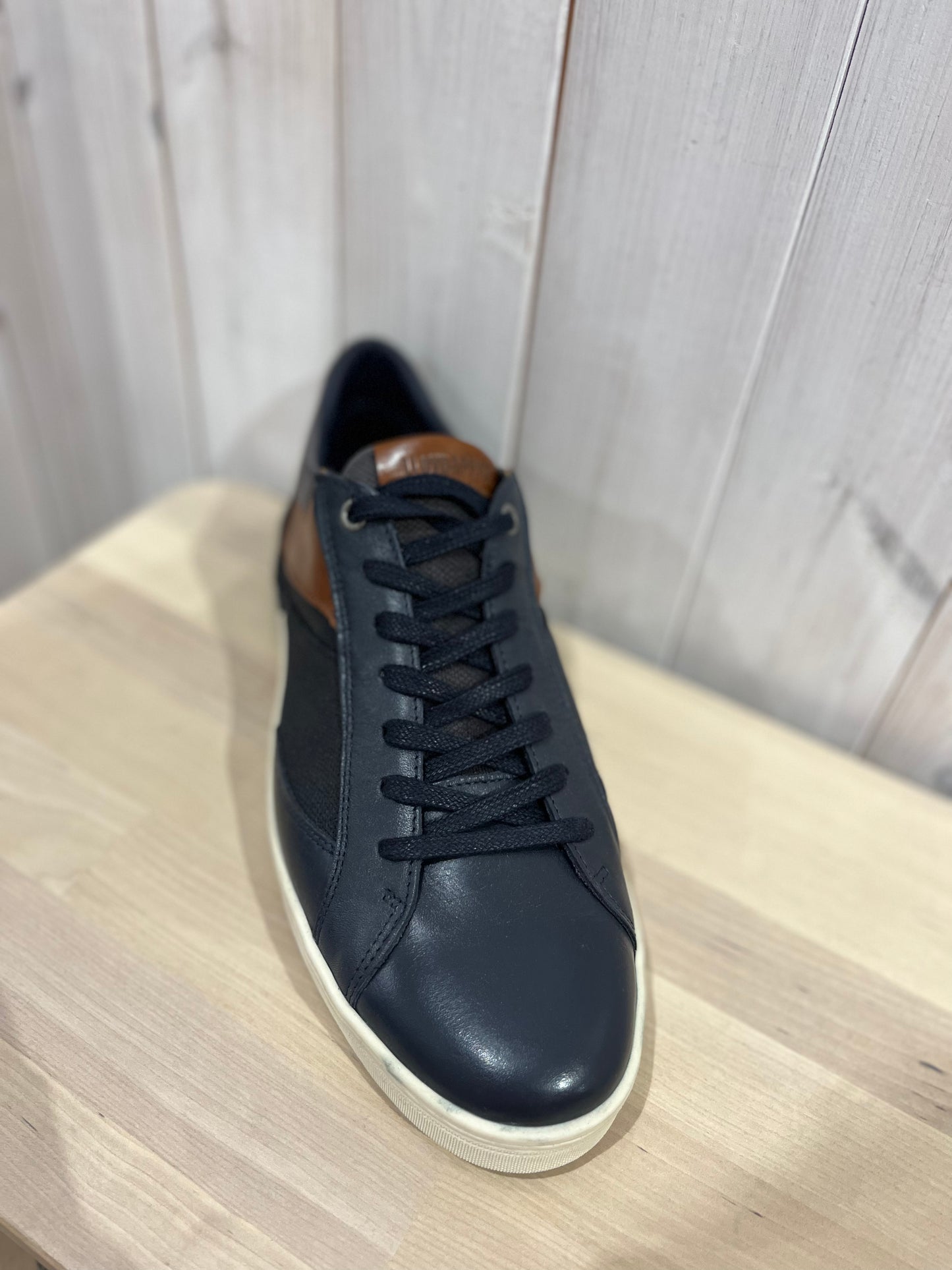 Lloyd & Pryce -Fenwick Leather Upper Shoe